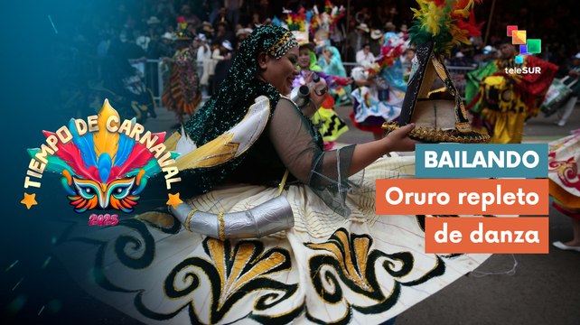 Bailarines en los carnavales de Oruro interpretan 20 danzas tradicionales