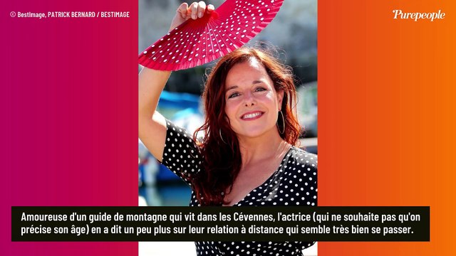 Laure Calamy vit loin de son compagnon : un homme au métier rare qui habite une maison sans eau ni électricité