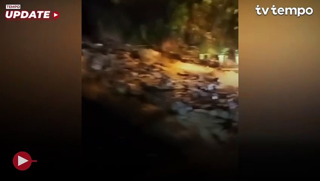 Hujan Deras di Puncak Bogor Semalam Menyebabkan Longsor dan Banjir