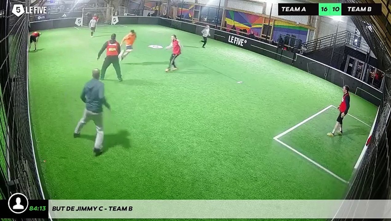 But de Jimmy C - Team B