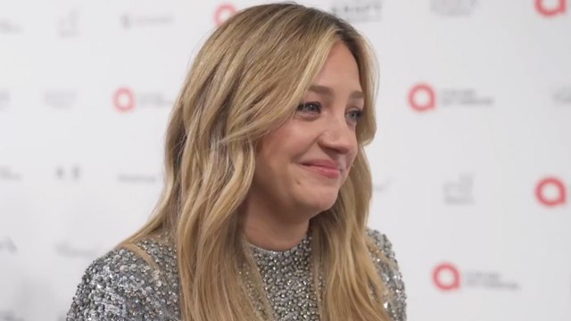 Abby Elliott Wants a Musical Episode on 'The Bear' | Elton John Oscars Party 2025