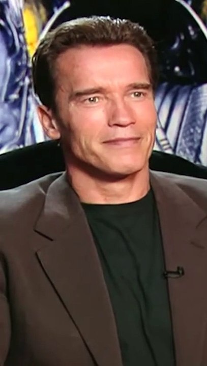 Schwarzenegger płaci Warnerowi dolara rocznie od 27 lat #shorts