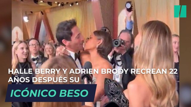 22 años después, Halle Berry se cobra la revancha y besa a Adrien Brody en los Oscar