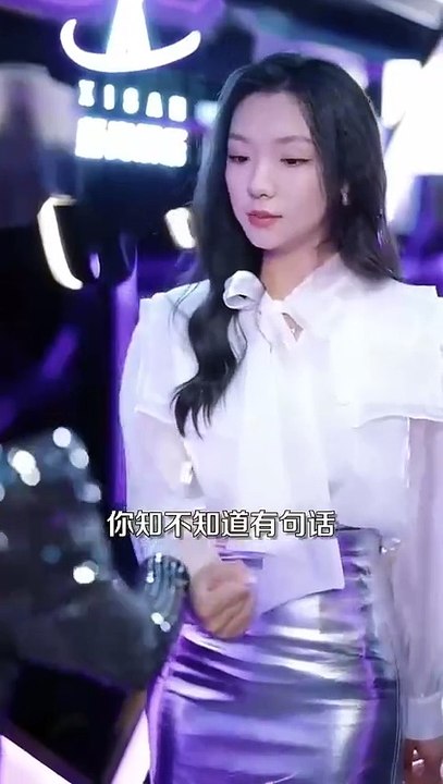 Mistaken Identity – She divorced a cold husband, only to fall into the arms of her true savior—crying when she realized she had loved the wrong man.