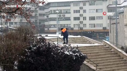 Atasözü gerçek oldu, Mart Sivas'a kapıdan baktırdı