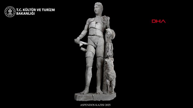 Aspendos kazılarında heyecan verici buluntu: Roma dönemi 'Hermes' heykeli!
