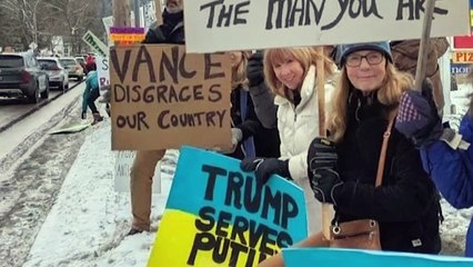 J.D. Vance foi vaiado e mandaram-no ir esquiar para a Rússia