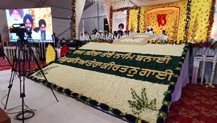 गुरमत समागम: कथा और कीर्तन सुनने उमड़ी संगत