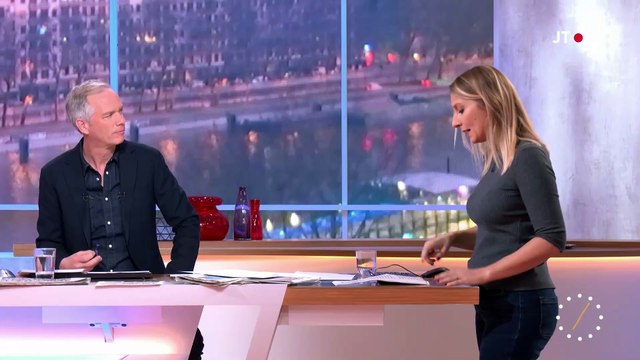 Sur le périphérique parisien, une voie désormais réservée au covoiturage, aux transports collectifs et aux taxis, héritage des Jeux olympiques, entre en vigueur aujourd’hui