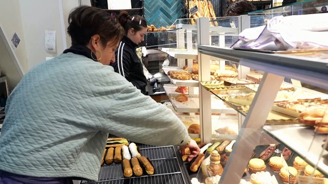 Paris : cette boulangerie ferme le week-end pour garder ses employés