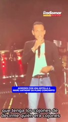 Marc Anthony enfadado en concierto