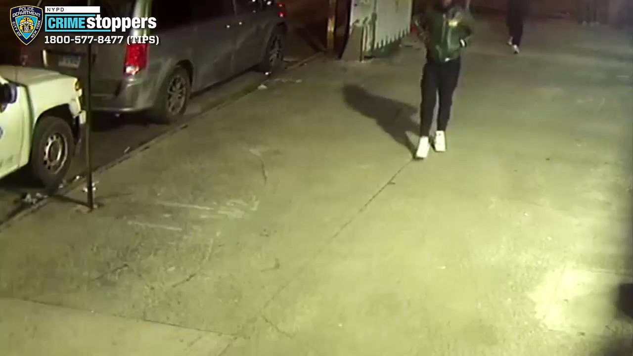 Group beats man and woman, steals $20 in Bronx attack