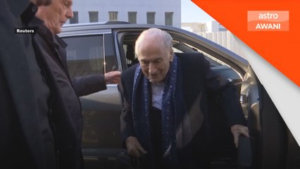 Bekas Presiden FIFA, lagenda bola sepak kembali ke mahkamah