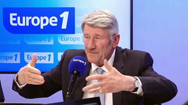 Cyril Hanouna reçoit Philippe De Villiers