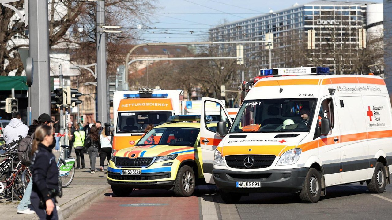 Allemagne : une voiture percute la foule, deux morts et des blessés