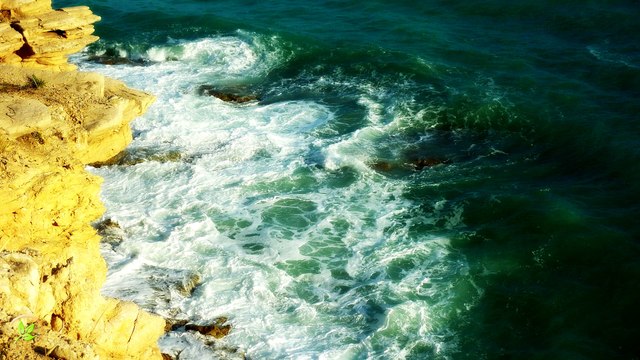 Episodio 006 - 21 minutos... 🌊 Un Acantilado Idílico: Sonido Relajante del Mar, el Viento y las Olas para Meditar, Dormir y Concentrarse 🏞️ | Disfruta del murmullo del océano, la brisa marina y la serenidad de un paisaje costero único y relajante