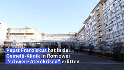 Papst erleidet zwei "schwere Atemkrisen"