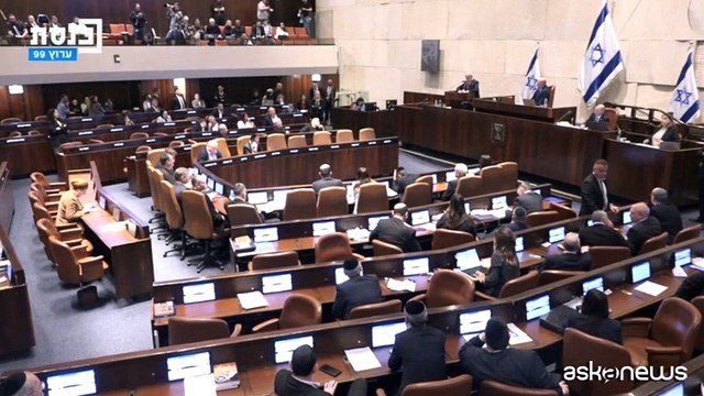 M.O., scontri alla Knesset con famiglie degli ostaggi