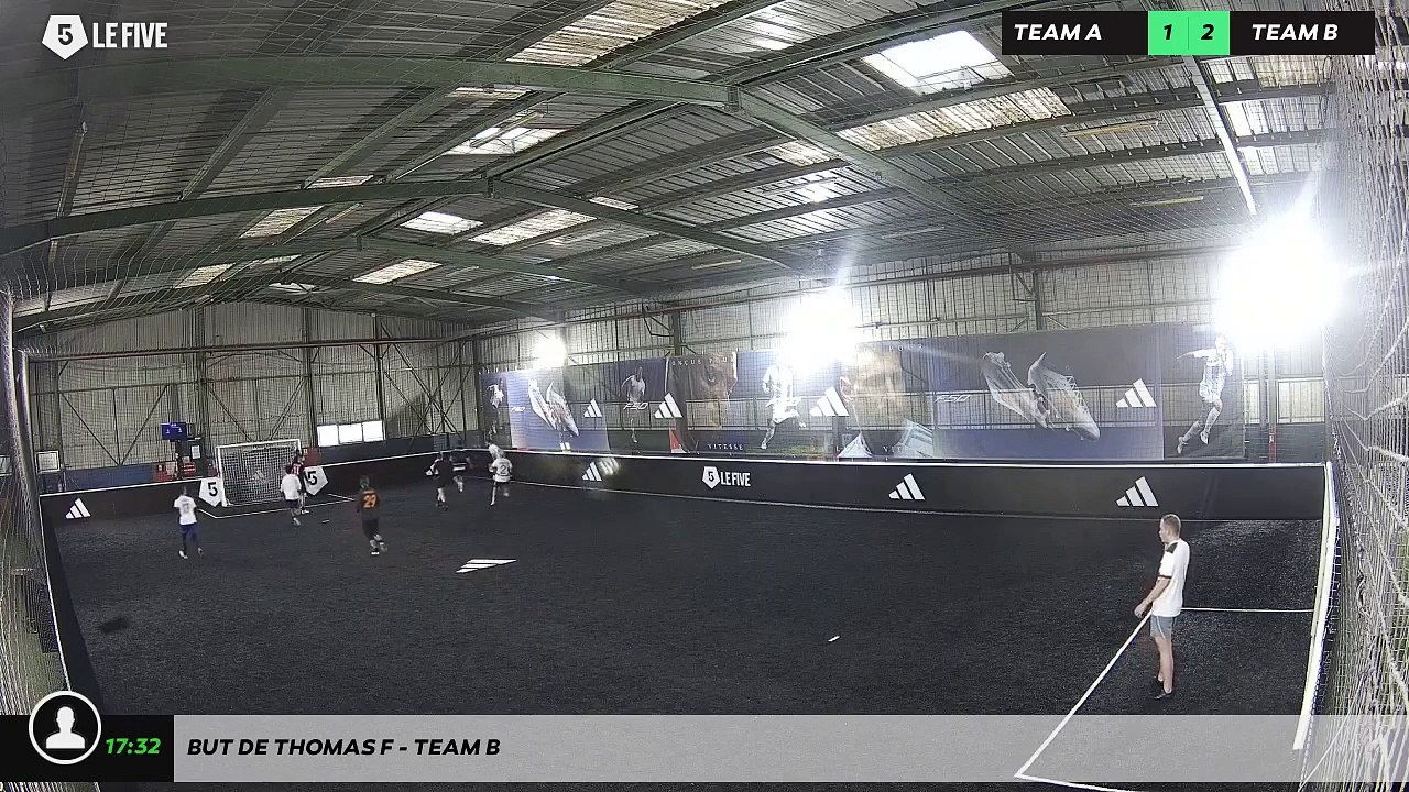 But de Thomas F - Team B