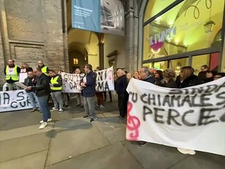 Parma, il video della manifestazione per chiedere più sicurezza in città: «Da piccola Parigi è diventata il Bronx»