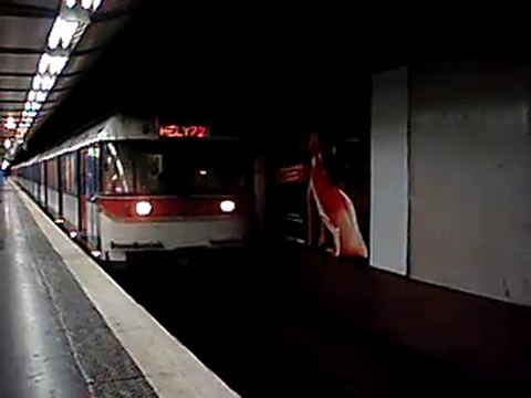 MS61 : Départ de la gare de Chatelet les Halles sur la ligne A du RER