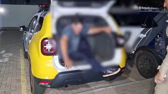 Alcoolizado e fazendo manobras perigosas, homem é preso