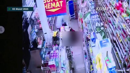 Terkuak! Rekaman CCTV Bos Rental Mobil Masuk dan Duduk di Minimarket usai Ditembak