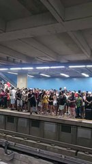 Farra na estação Central de metrô