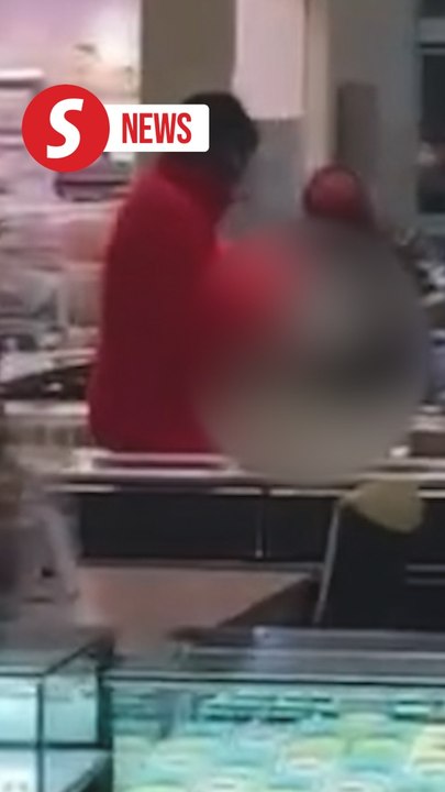 Nilai gold shop heist: two armed robbers strike while accomplice waits in getaway car