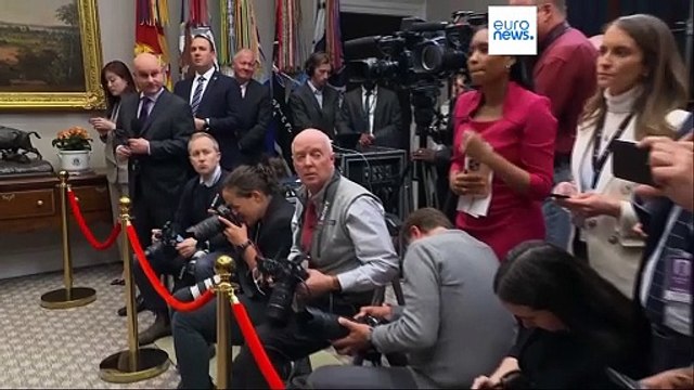 Trump 25 százalékos vámot vetett ki a kanadai és mexikói importra, és megvonta Ukrajna támogatását