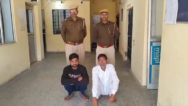 मोटरसाइकिल चोरी और वृद्ध से लूटपाट के अलग-अलग मामलों में दो आरोपी गिरफ्तार