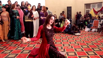 Mehndi Ceremony { Dansr Gueen Phool } Special Dansing Part Mianwali 2025