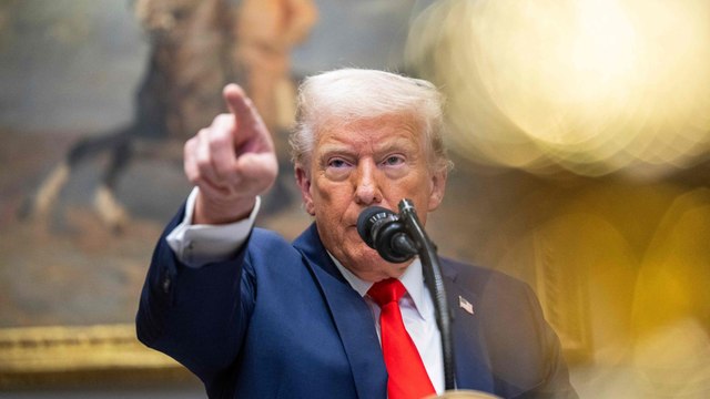 Trump confirme la hausse des droits de douane contre le Canada, le Mexique et la Chine