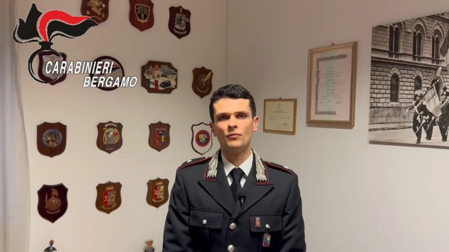 Truffe, l'appello dei carabinieri agli anziani: «Non consegnate soldi e chiamate subito il 112»