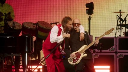 Jovanotti è tornato! Il debutto del PalaJova Tour 2025 è esplosivo: video