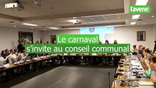 Ambiance carnavalesque en début de séance du conseil communal de Marche-en-Famenne
