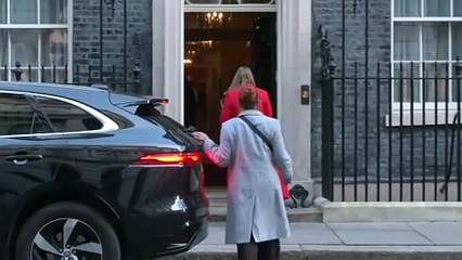 Ministers arrive for cabinet meeting with Starmer