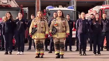 Yangında ölümden dönmüştü... Şimdi o da hayat kurtarmak için alevlere meydan okuyor