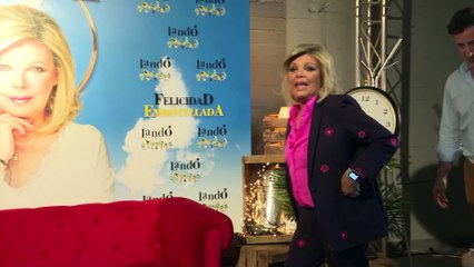 Alejandra Rubio, beso y sonrisas tras el fichaje bomba de Terelu Campos por 'Supervivientes'