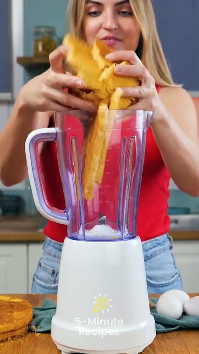 FOOL Your Friends with THIS Amazing Cake Trick!🥚