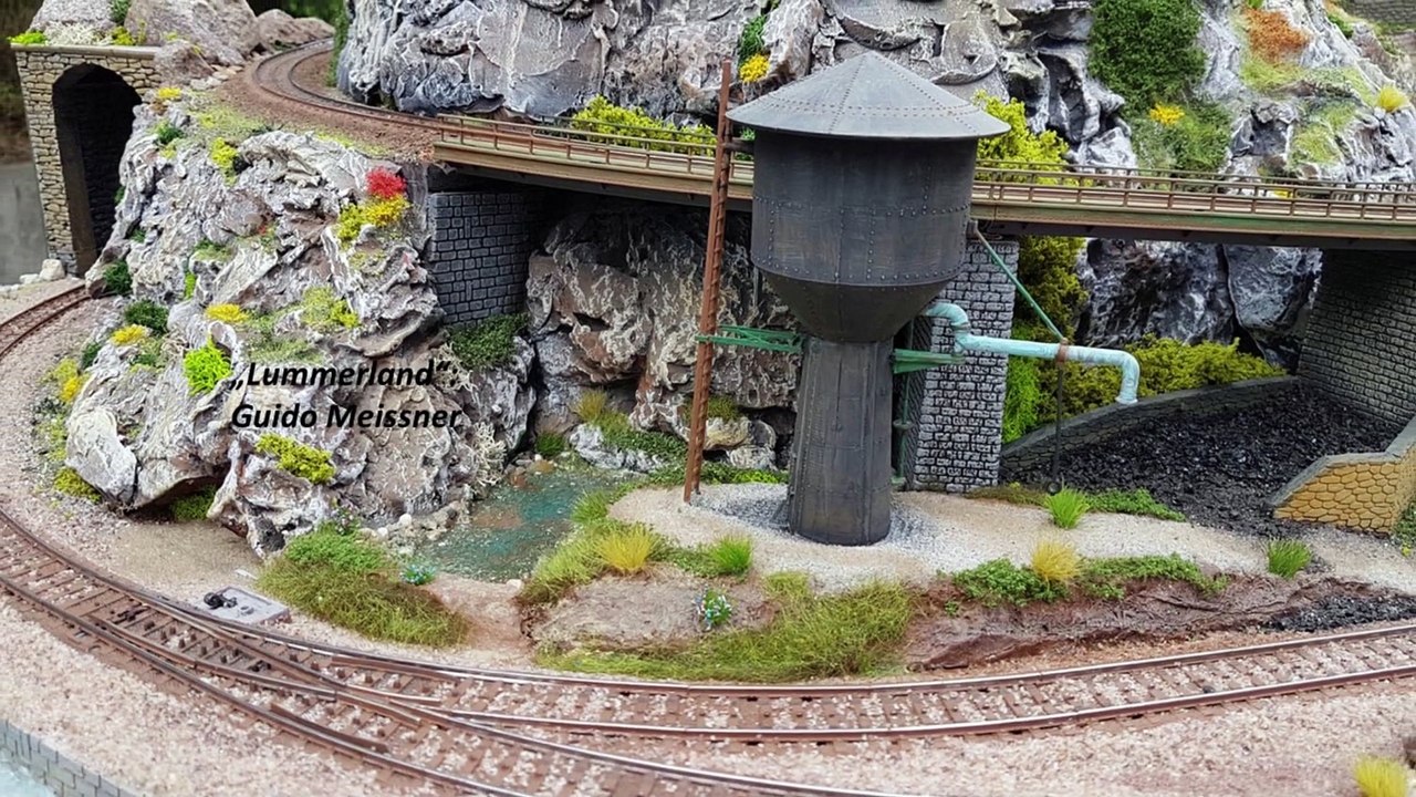 Modellbahn: Spielspass mit zwei Weichen