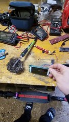 Remplacement d'un afficheur cassé et d'une batterie hs sur une trottinette électrique
