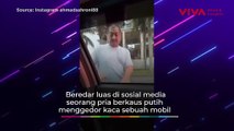 Aksi Koboi Jalanan Bersenpi Intimidasi Sebuah Mobil