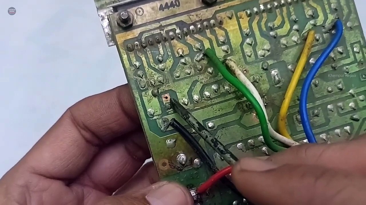 4440 board aux wiring | 4440 ic amplifier sound problem | 4440  amplifier repair