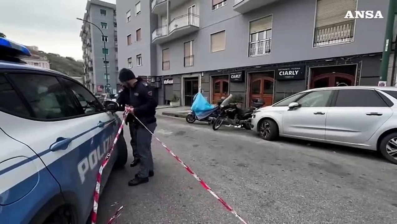 Napoli, agguato a colpi d'arma da fuoco: un 34enne morto e un ferito