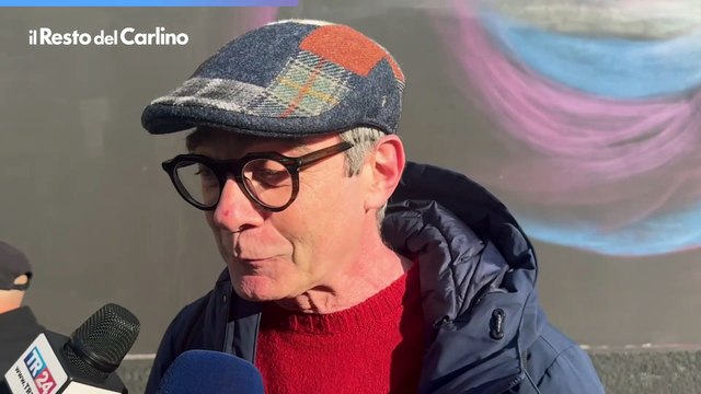 Ecco 'Felicit?' il grande murale dedicato Lucio Dalla sul palazzone Acer di via Fioravanti, in Bolognina