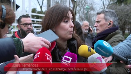 IU y PSOE acusan de contraprogramar, PP se escuda en unos premios y Vox se desmarca