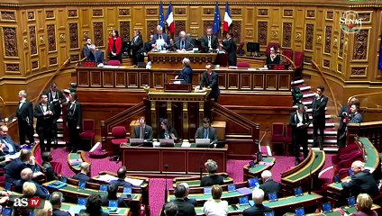 Le Premier ministre français accuse les États-Unis d'avoir abandonné l'Ukraine après la suspension de l'aide militaire