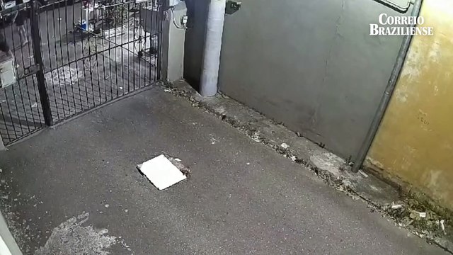 Dois homens são baleados