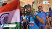 Dubai में Stadium के बाहर India की जीत को लेकर बोले Cricket Fans